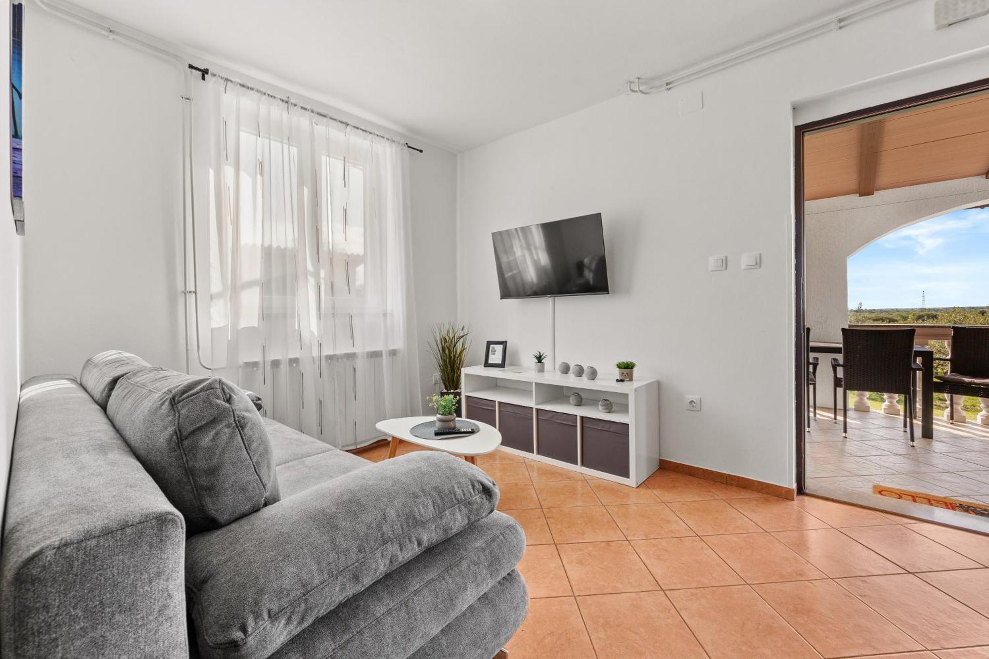 Apartment Danica Valtura Eksteriør billede